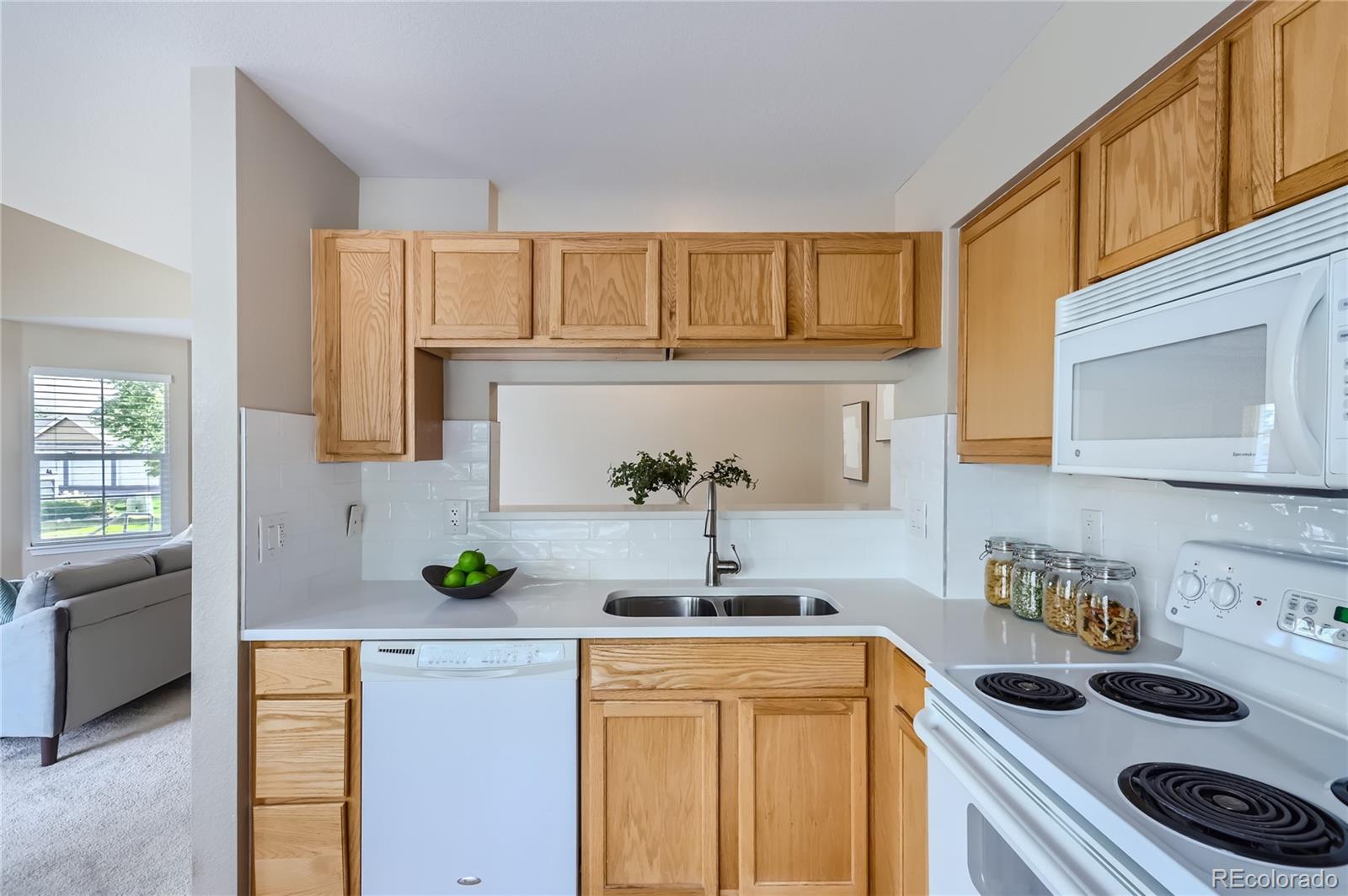 805 Summer Hawk Drive Unit: 84