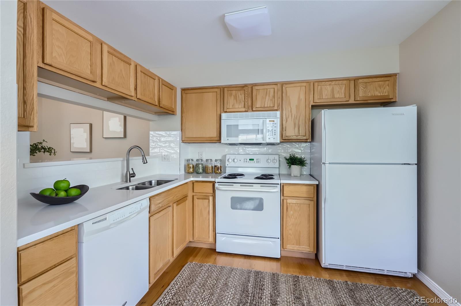 805 Summer Hawk Drive Unit: 84