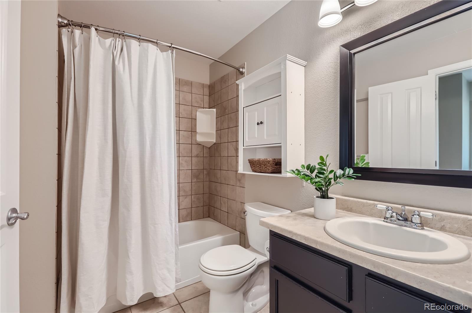 805 Summer Hawk Drive Unit: 84