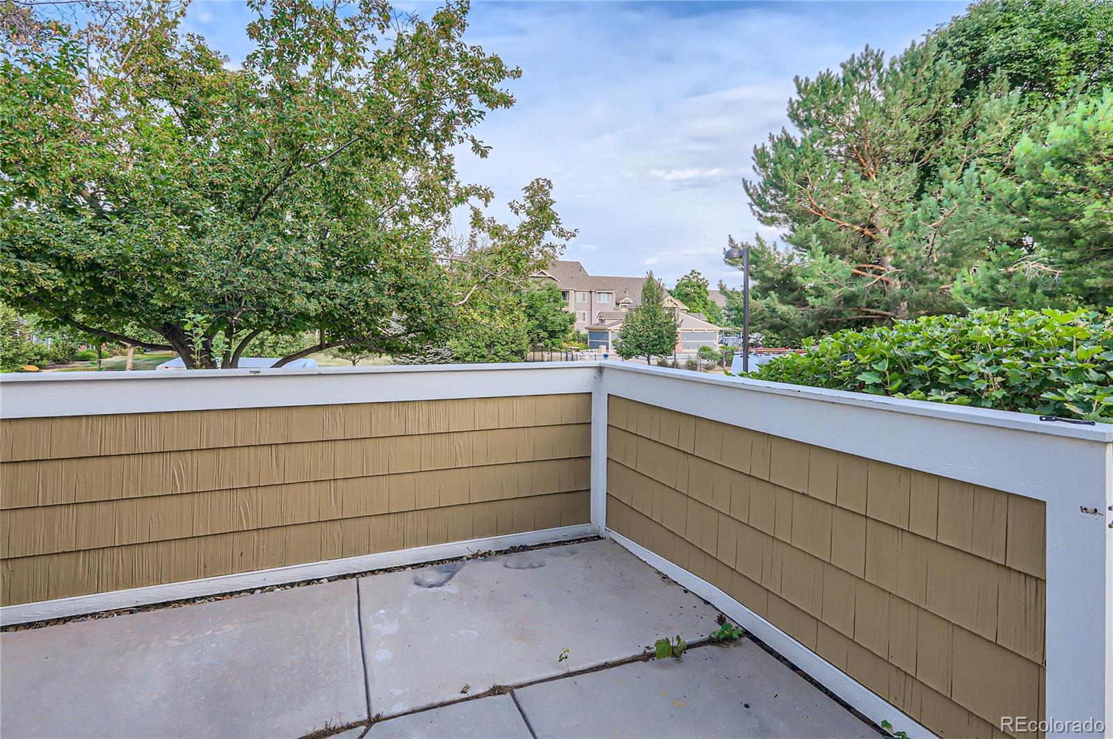 805 Summer Hawk Drive Unit: 84