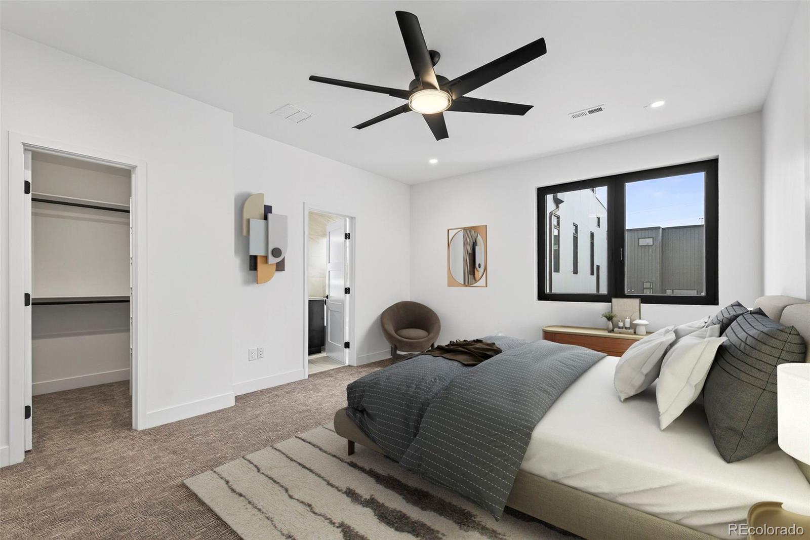 1256 Yates