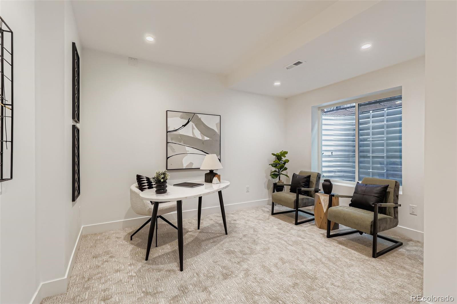 3636 Kalamath Street