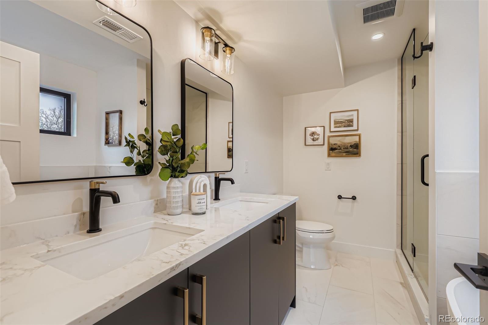 3636 Kalamath Street