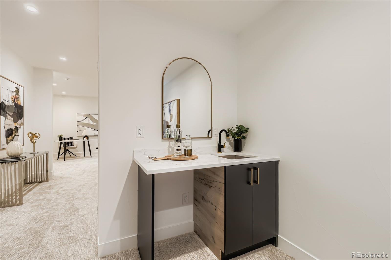 3636 Kalamath Street