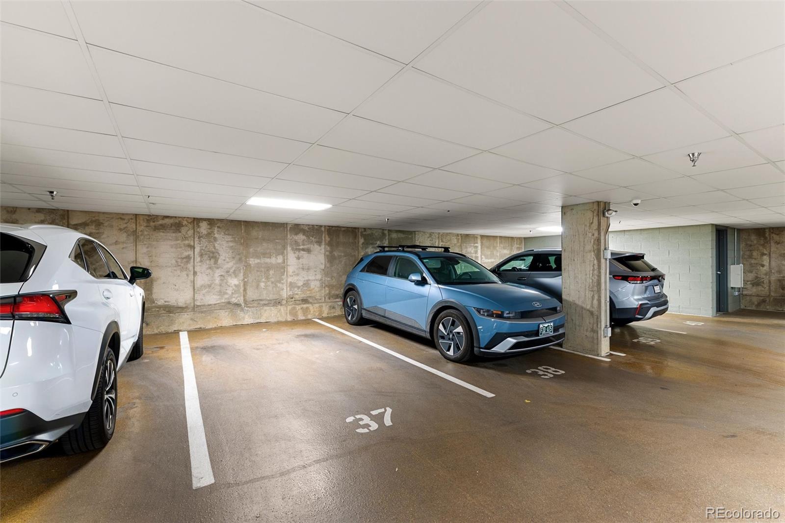 155 S Monaco Street Parkway Unit: 102