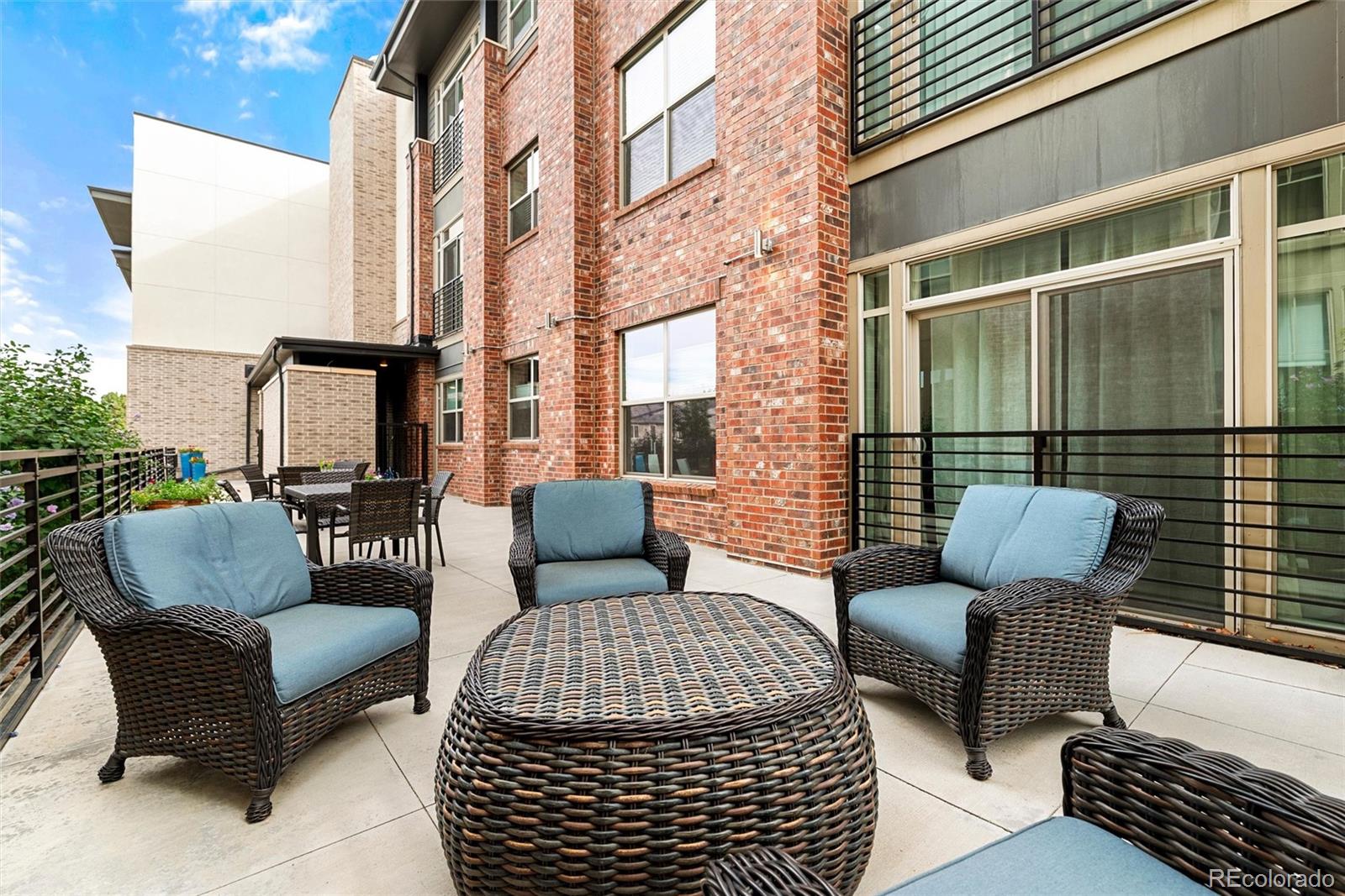 155 S Monaco Street Parkway Unit: 102