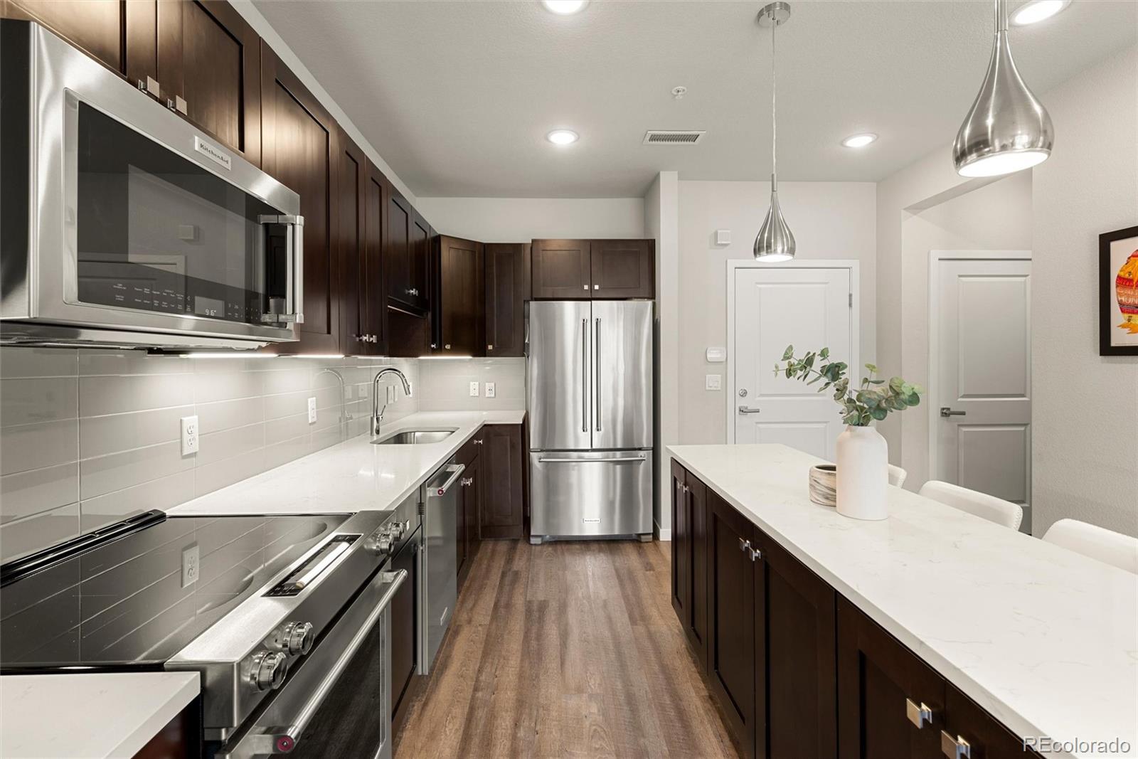 155 S Monaco Street Parkway Unit: 102