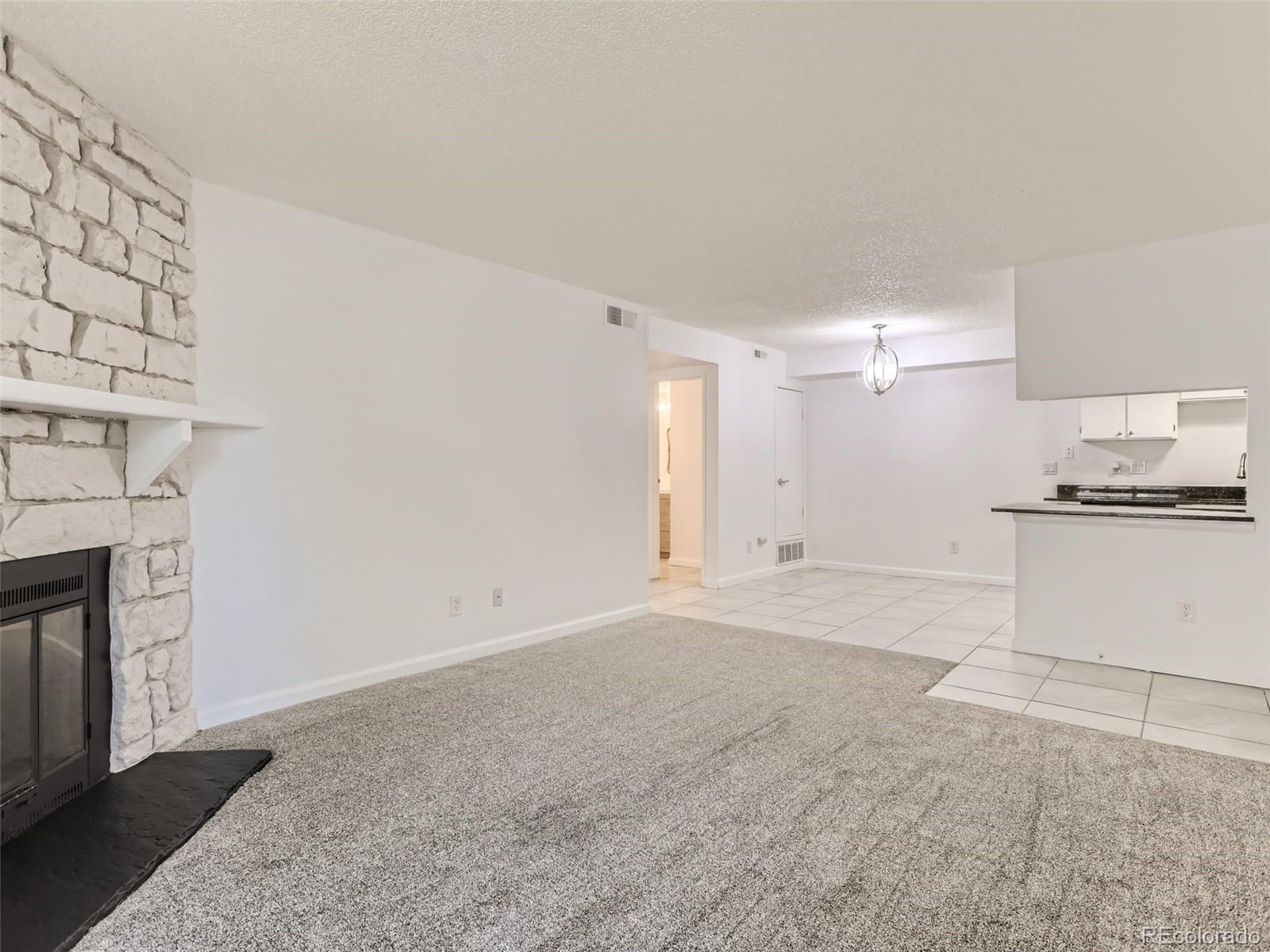 1752 S Pitkin Circle Unit: A