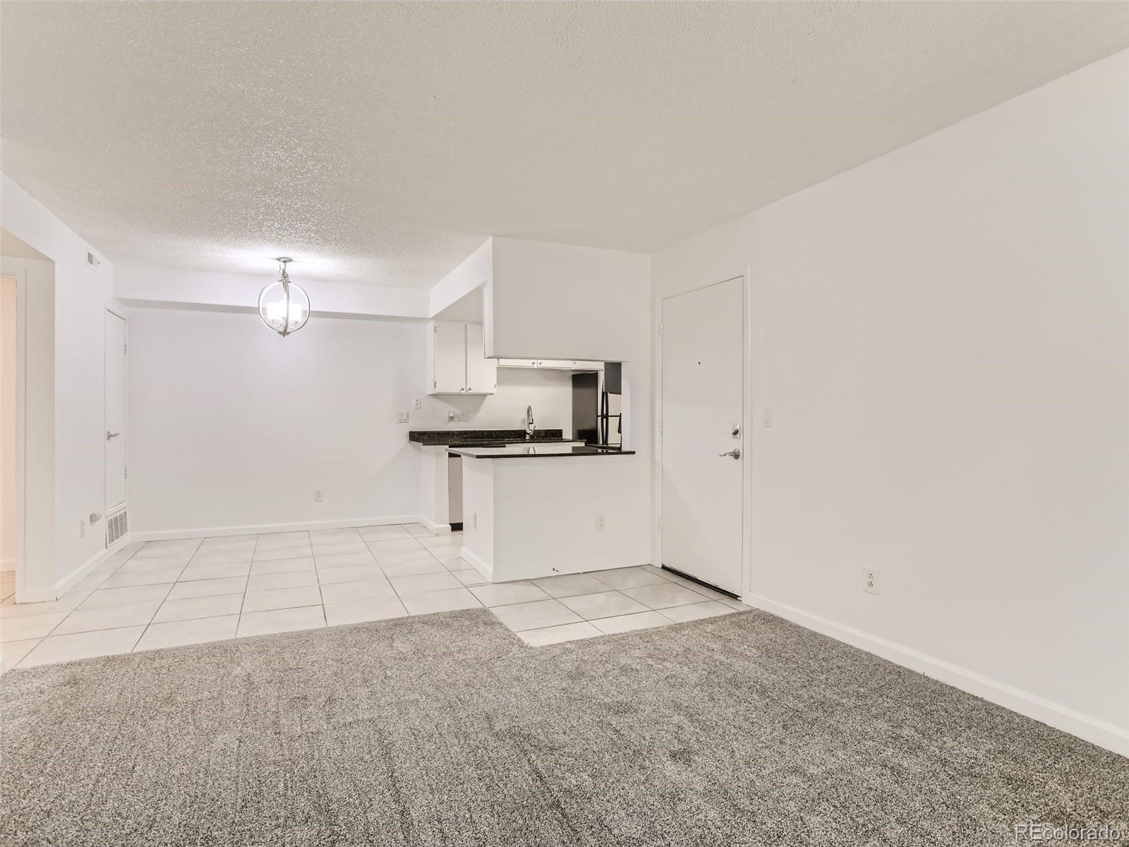 1752 S Pitkin Circle Unit: A