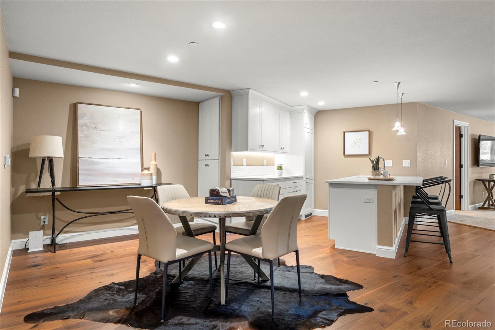 9402 Crystal Lane