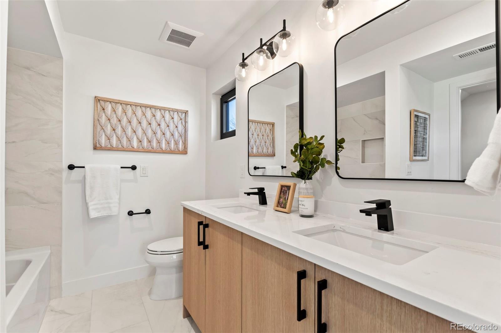 3638 Kalamath Street