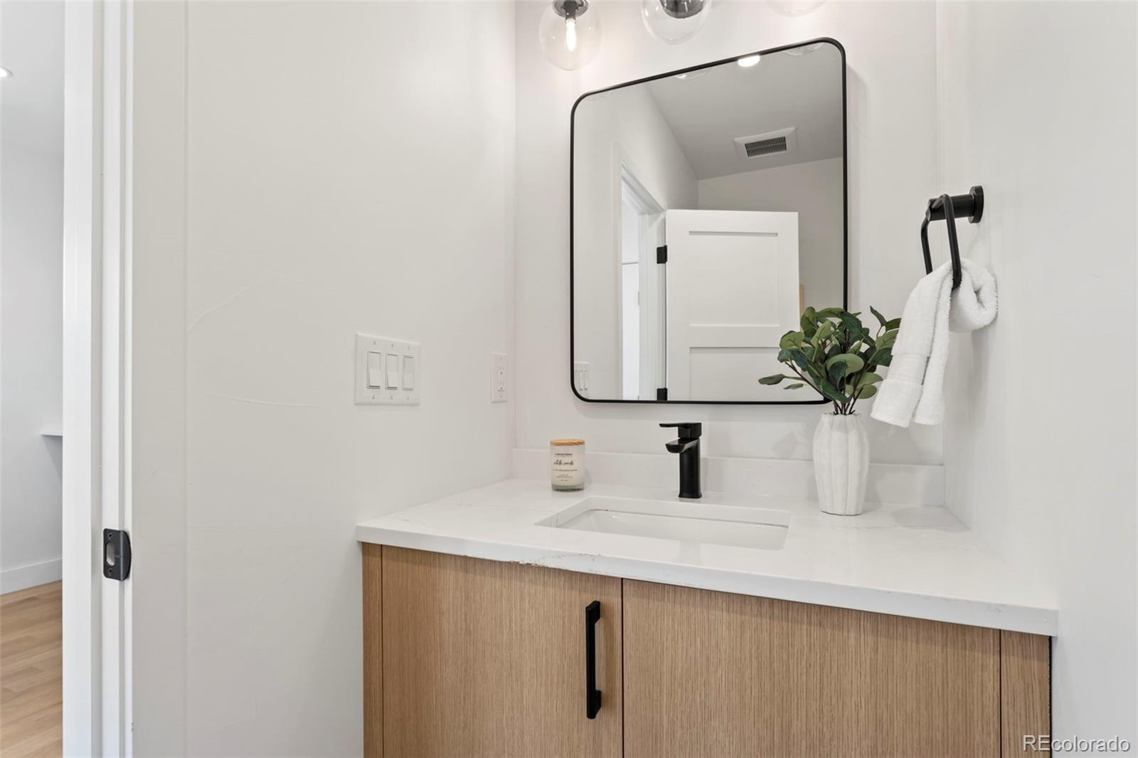 3638 Kalamath Street