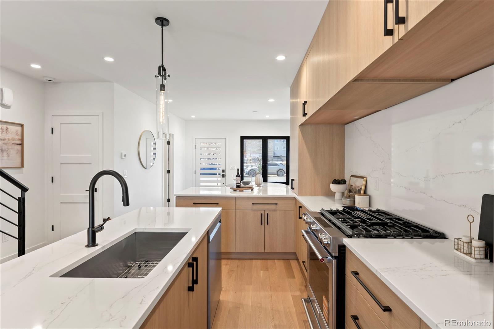 3638 Kalamath Street