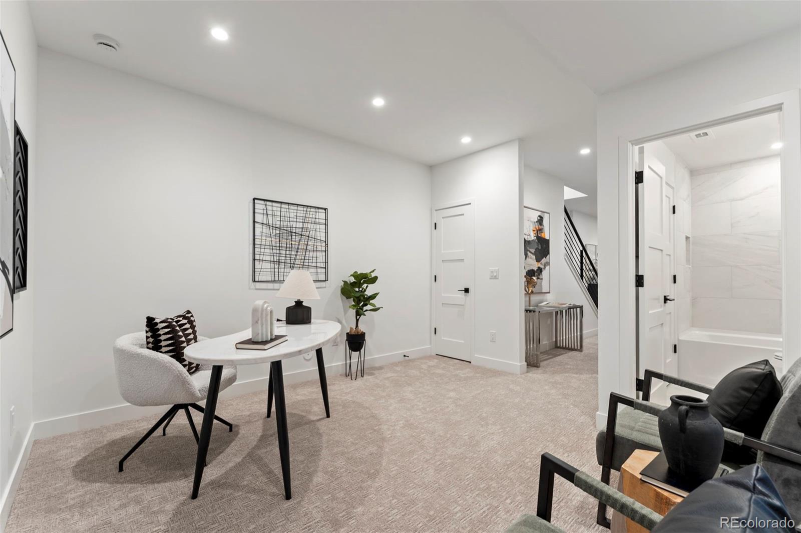 3638 Kalamath Street