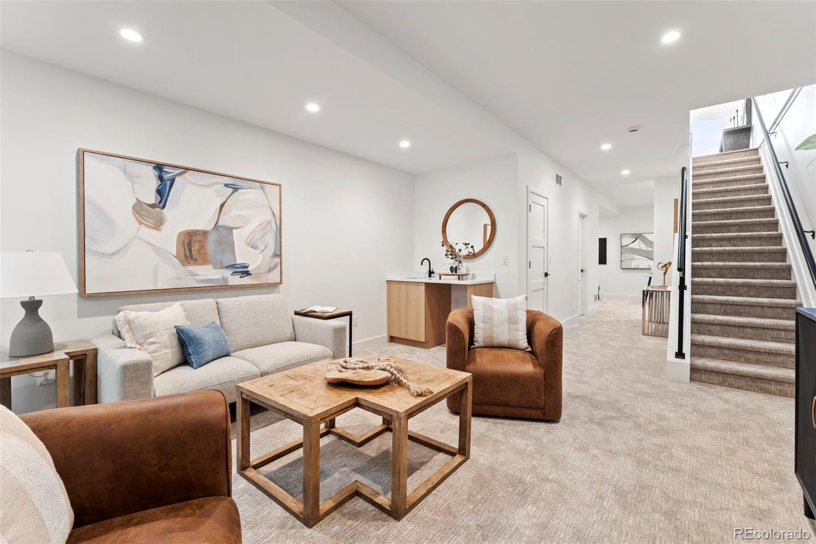 3638 Kalamath Street