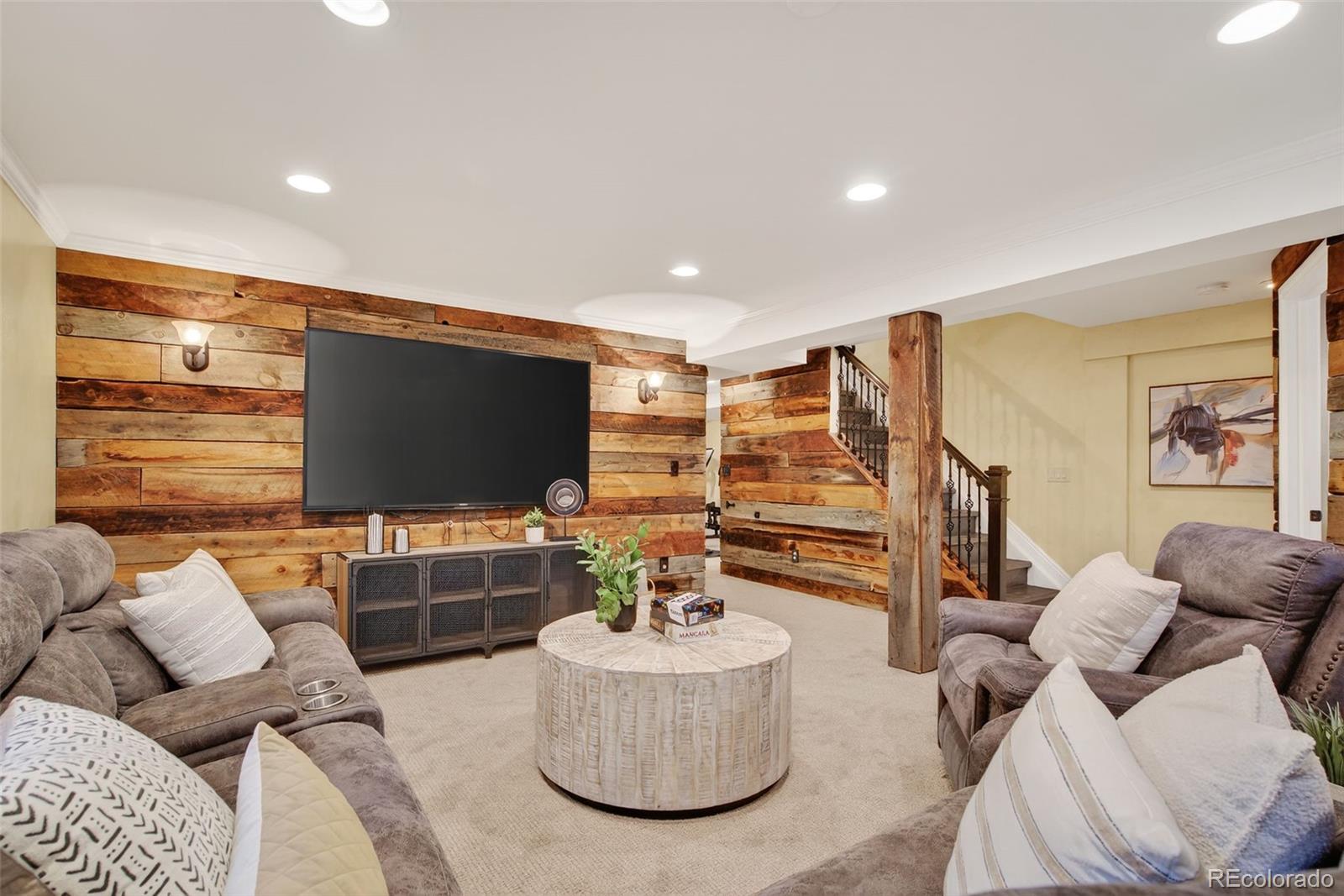6114 Devinney Court