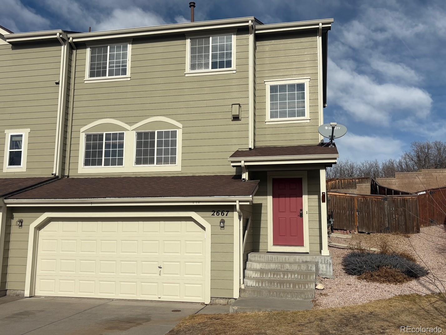 2667 Live Oak Court