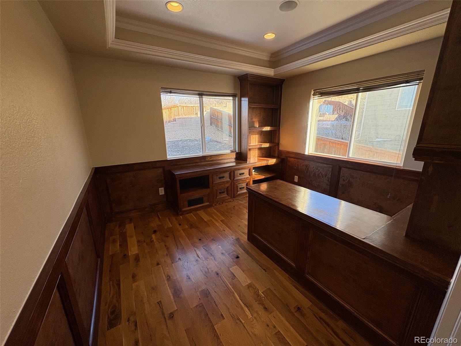 2667 Live Oak Court