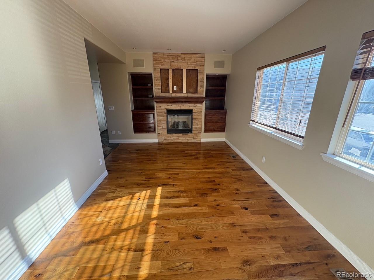 2667 Live Oak Court