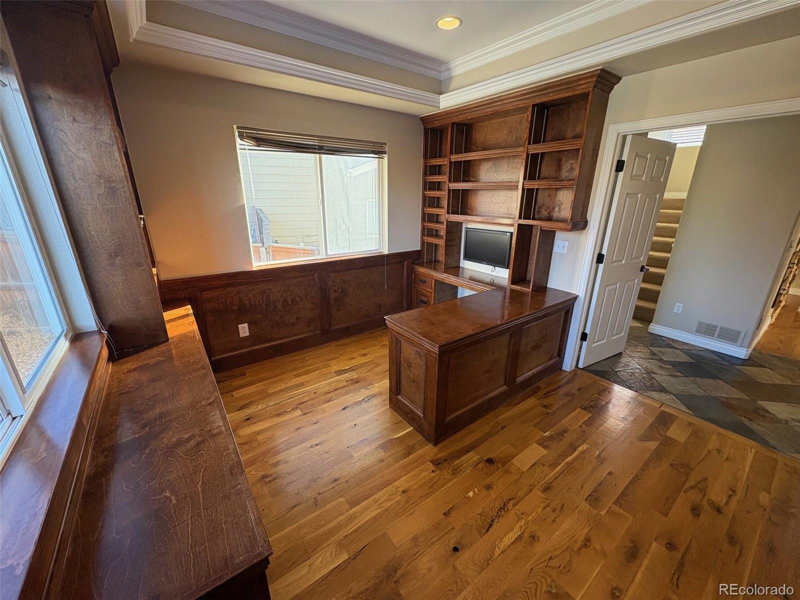 2667 Live Oak Court