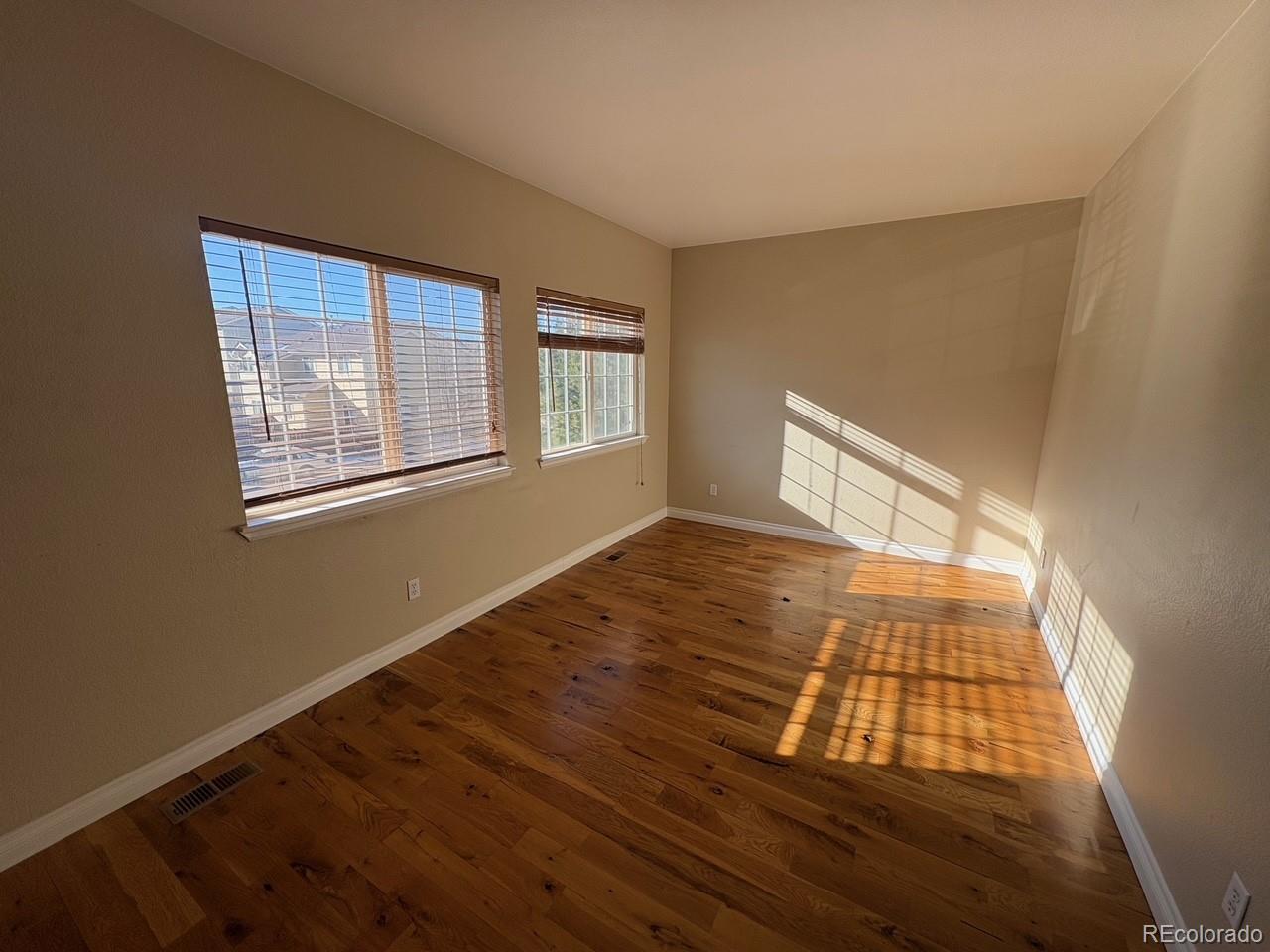 2667 Live Oak Court