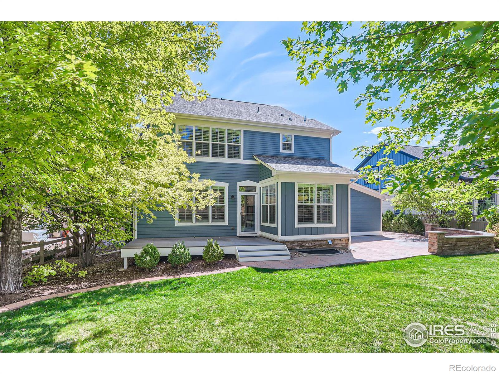 2821 Crater Lake Lane