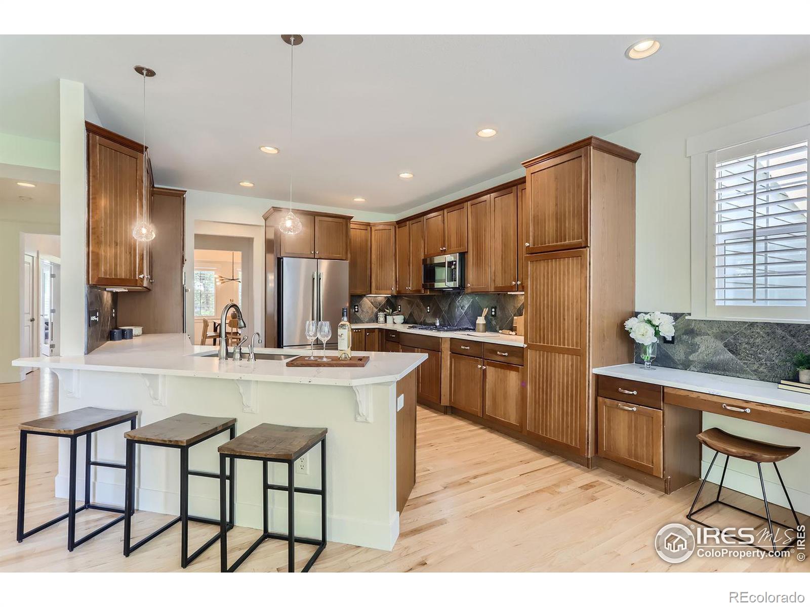 2821 Crater Lake Lane