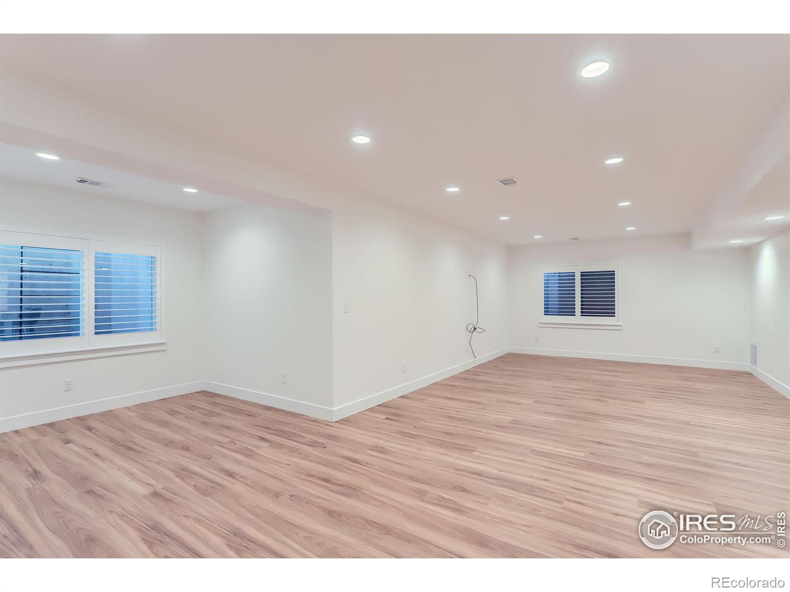 2821 Crater Lake Lane