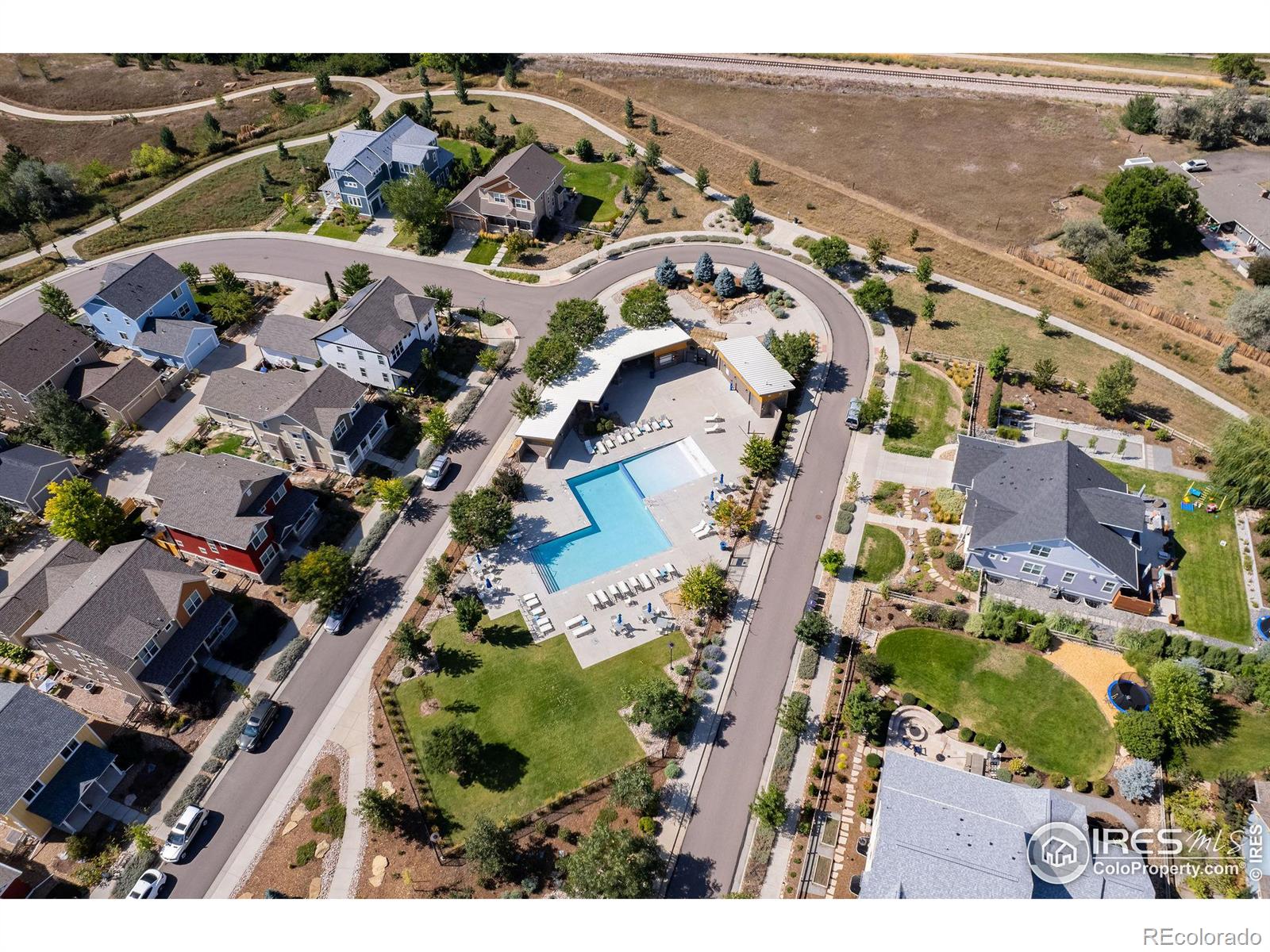 2821 Crater Lake Lane