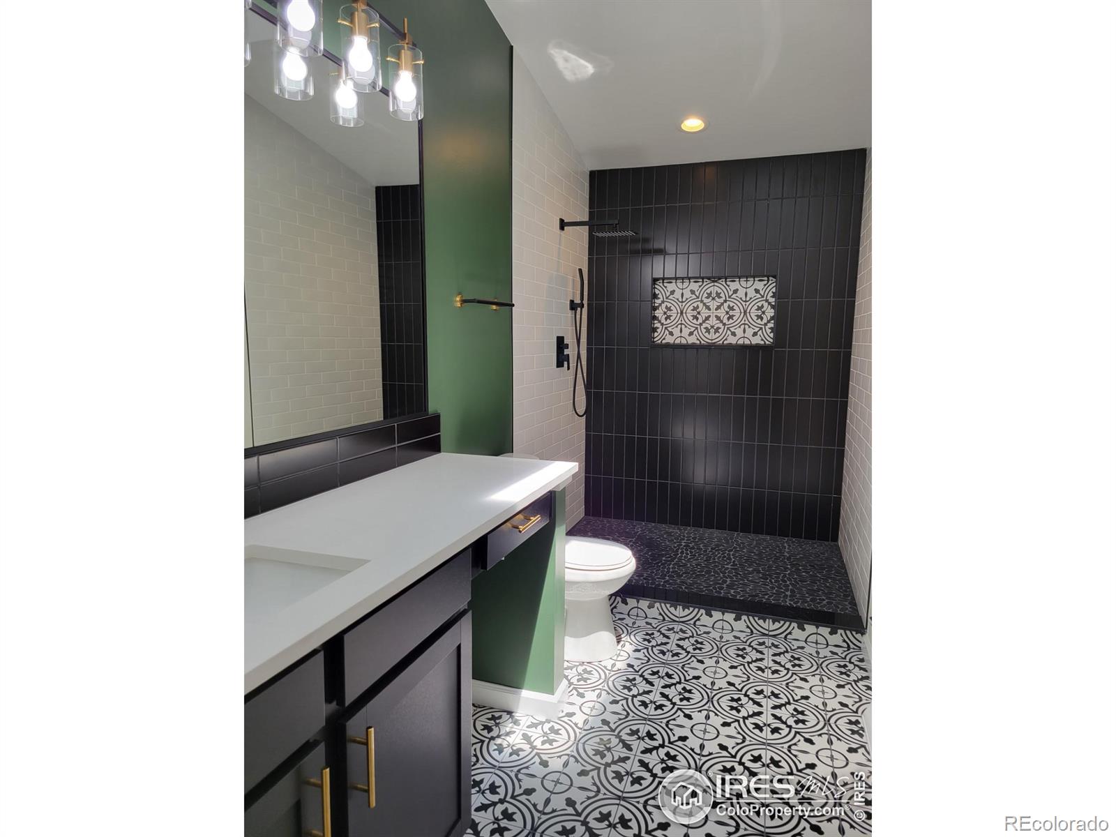 2111 28th Avenue Unit: 2-A