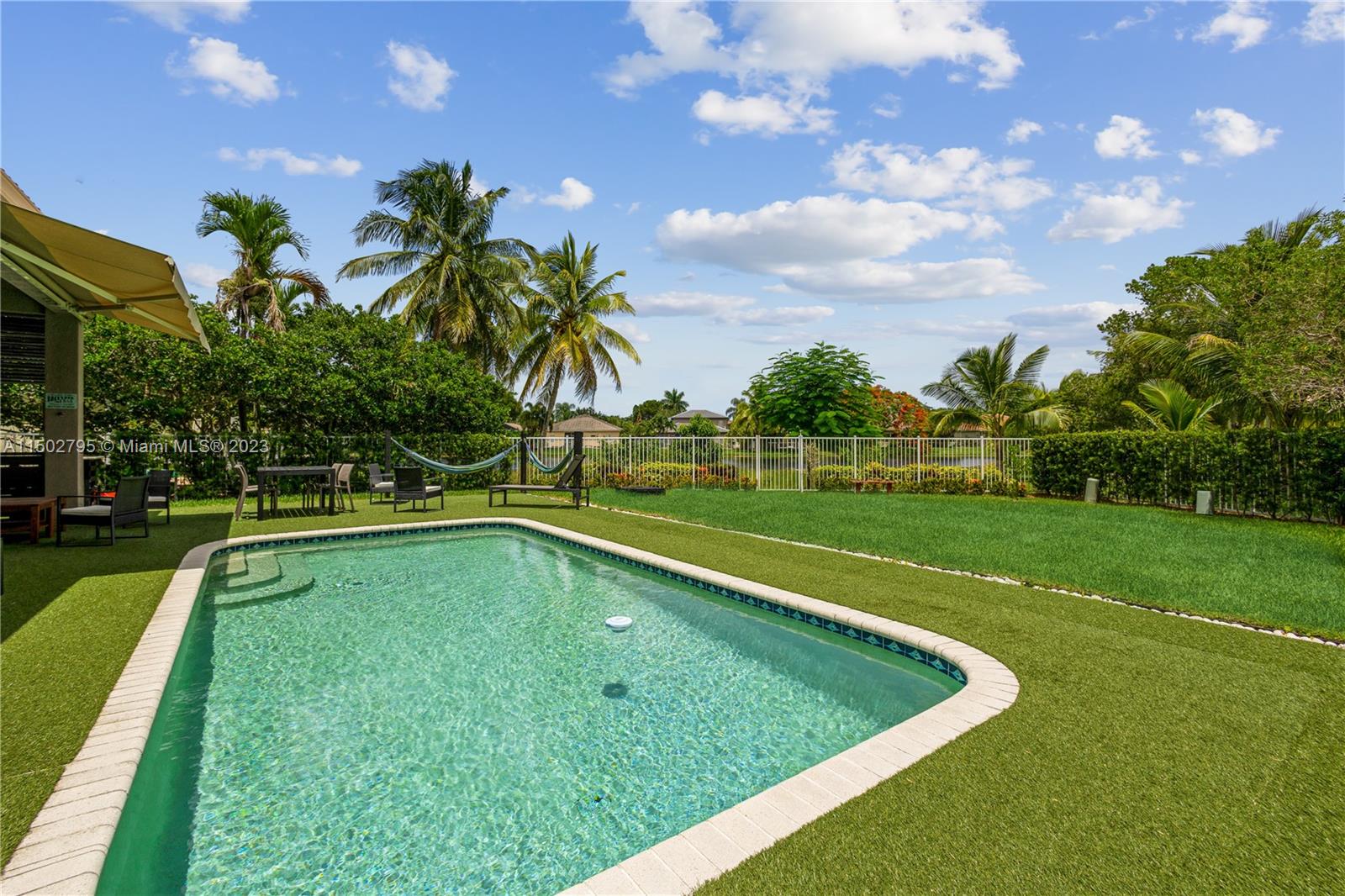 4202 Sabal Ridge Cir