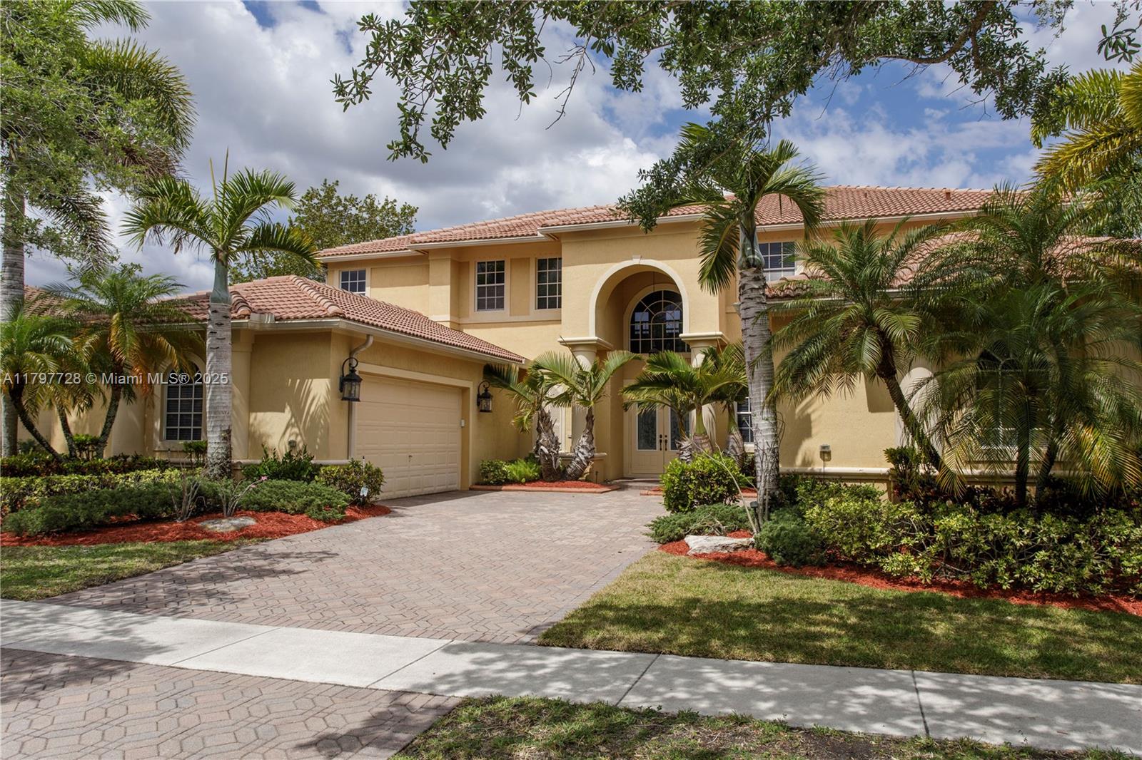3837 E Coquina Way