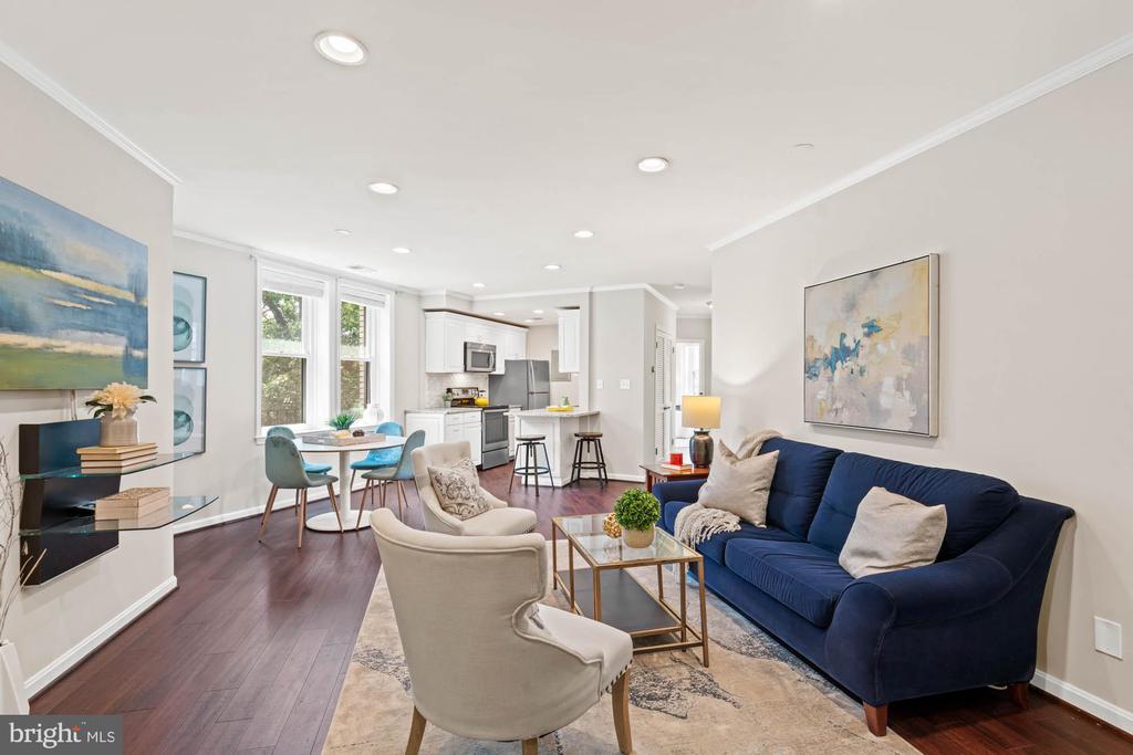 2001 16TH STREET NW Unit: 206