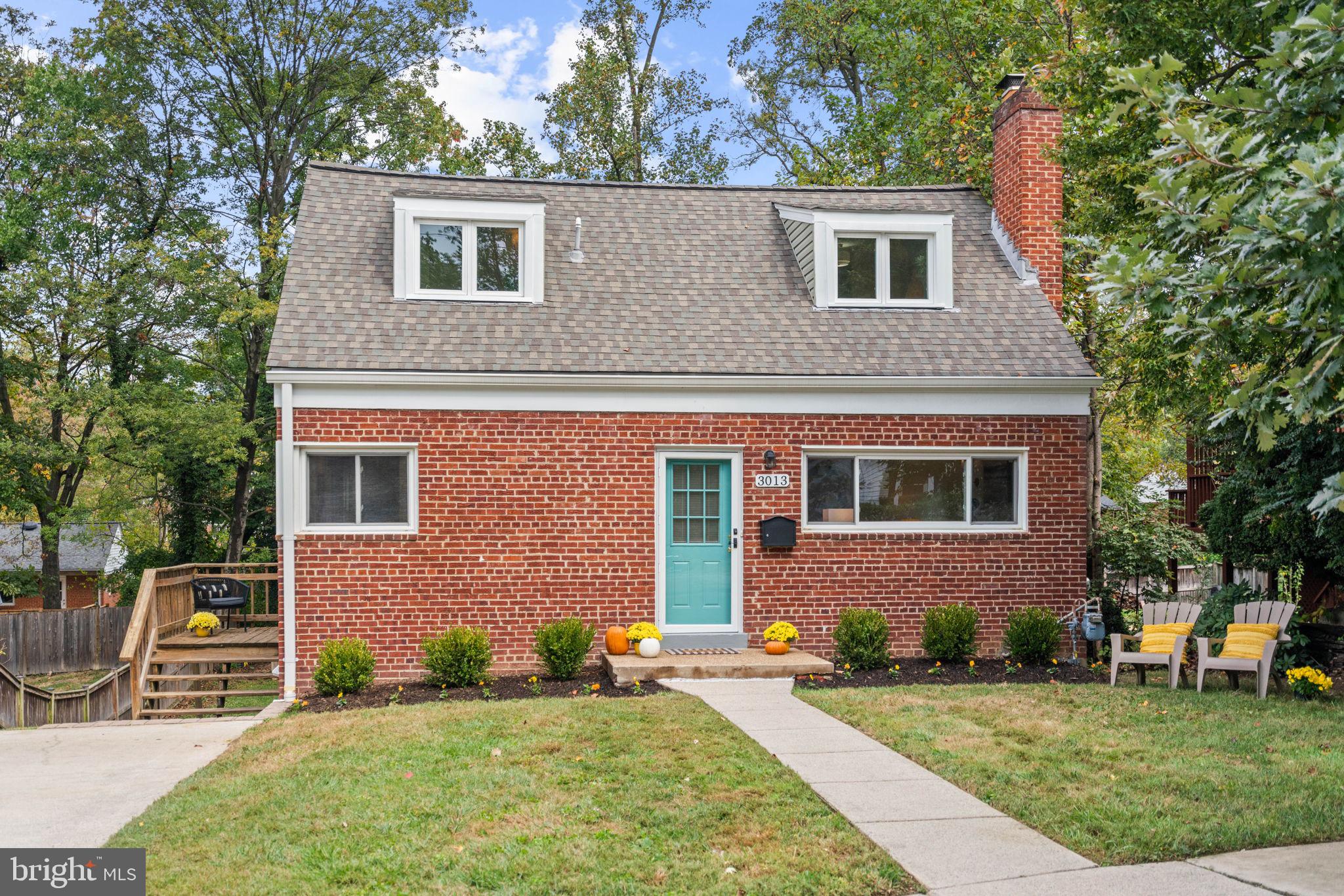 3013 FERNDALE STREET