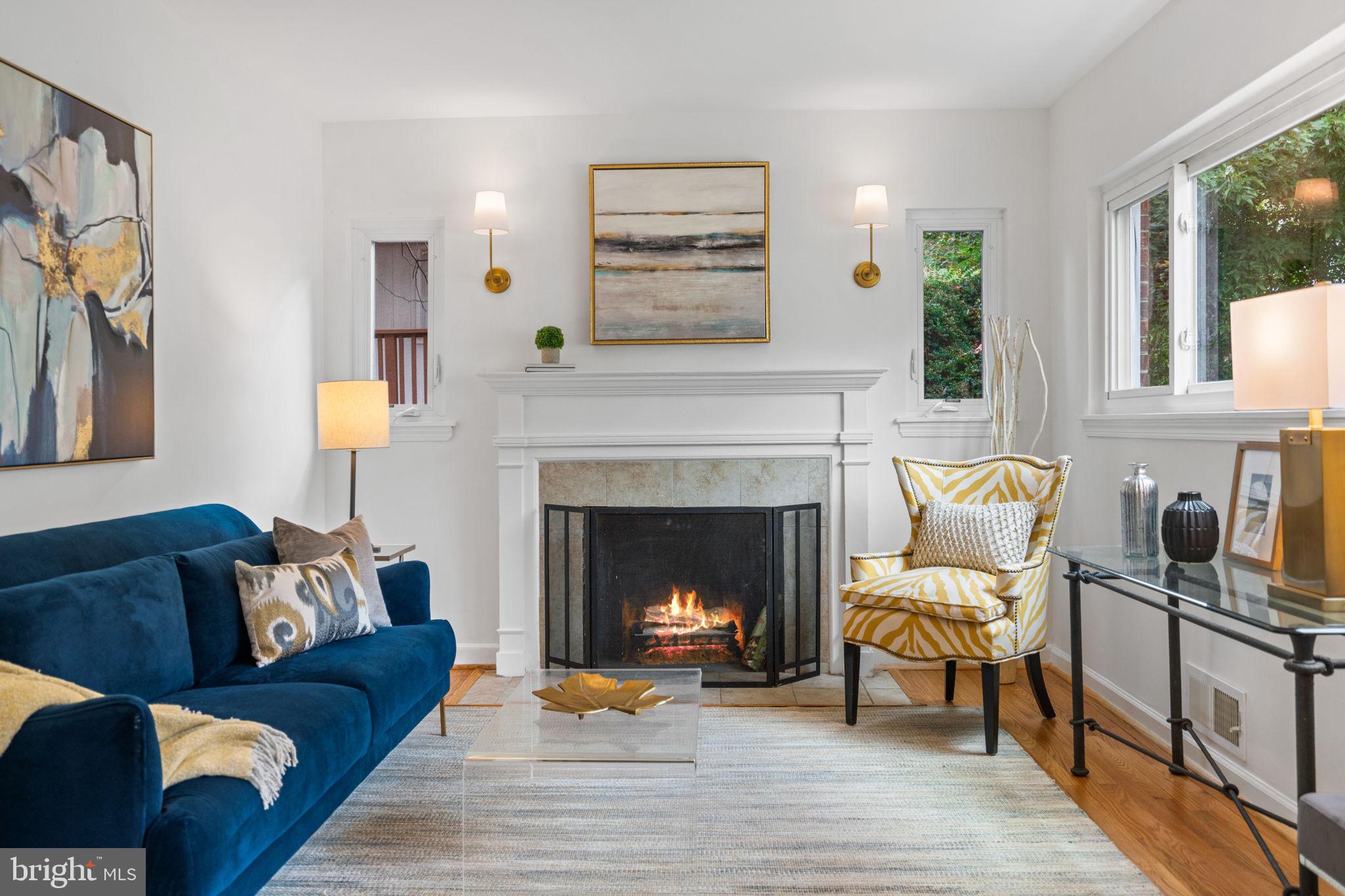 3013 FERNDALE STREET