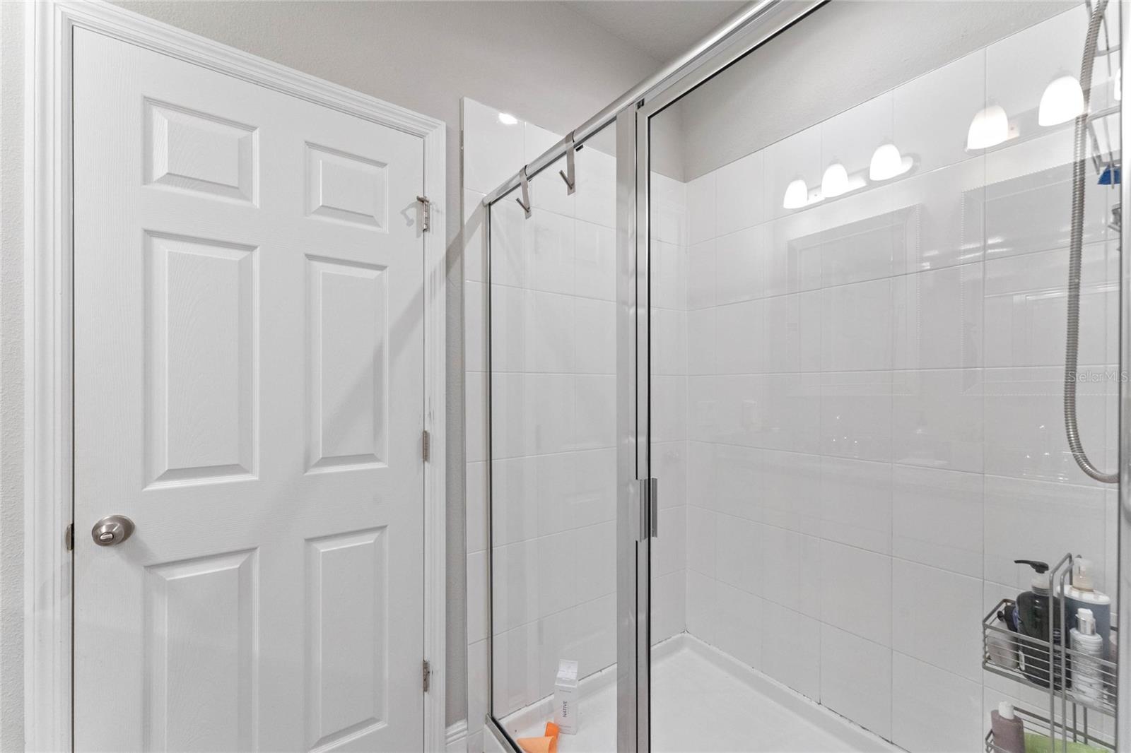 2260 SHADOWLAND LOOP