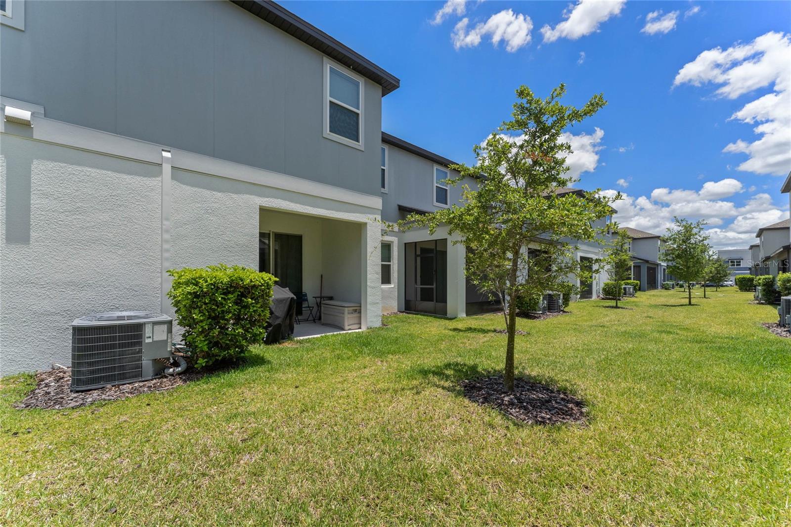 2260 SHADOWLAND LOOP