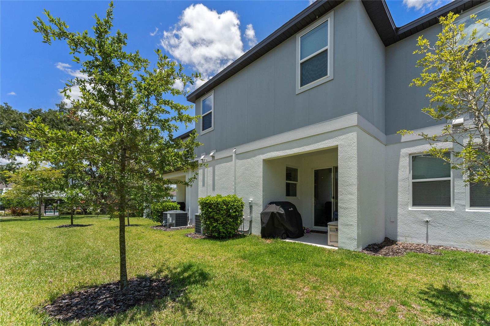 2260 SHADOWLAND LOOP