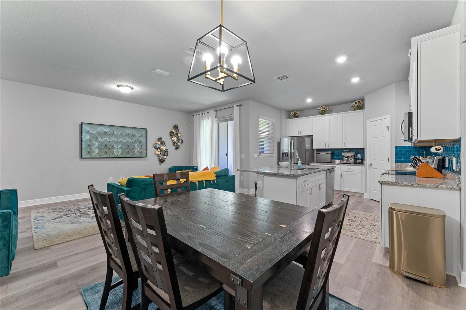 2260 SHADOWLAND LOOP