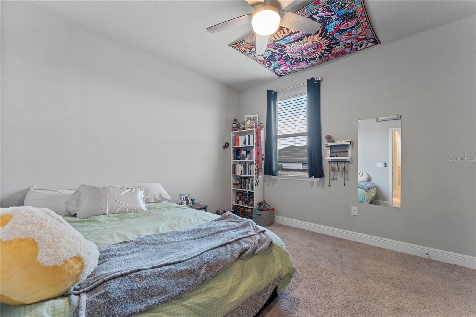 2260 SHADOWLAND LOOP