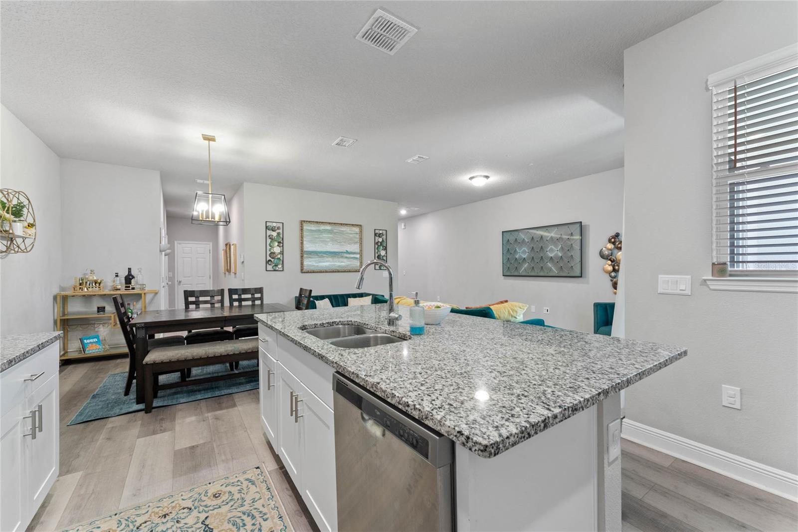 2260 SHADOWLAND LOOP