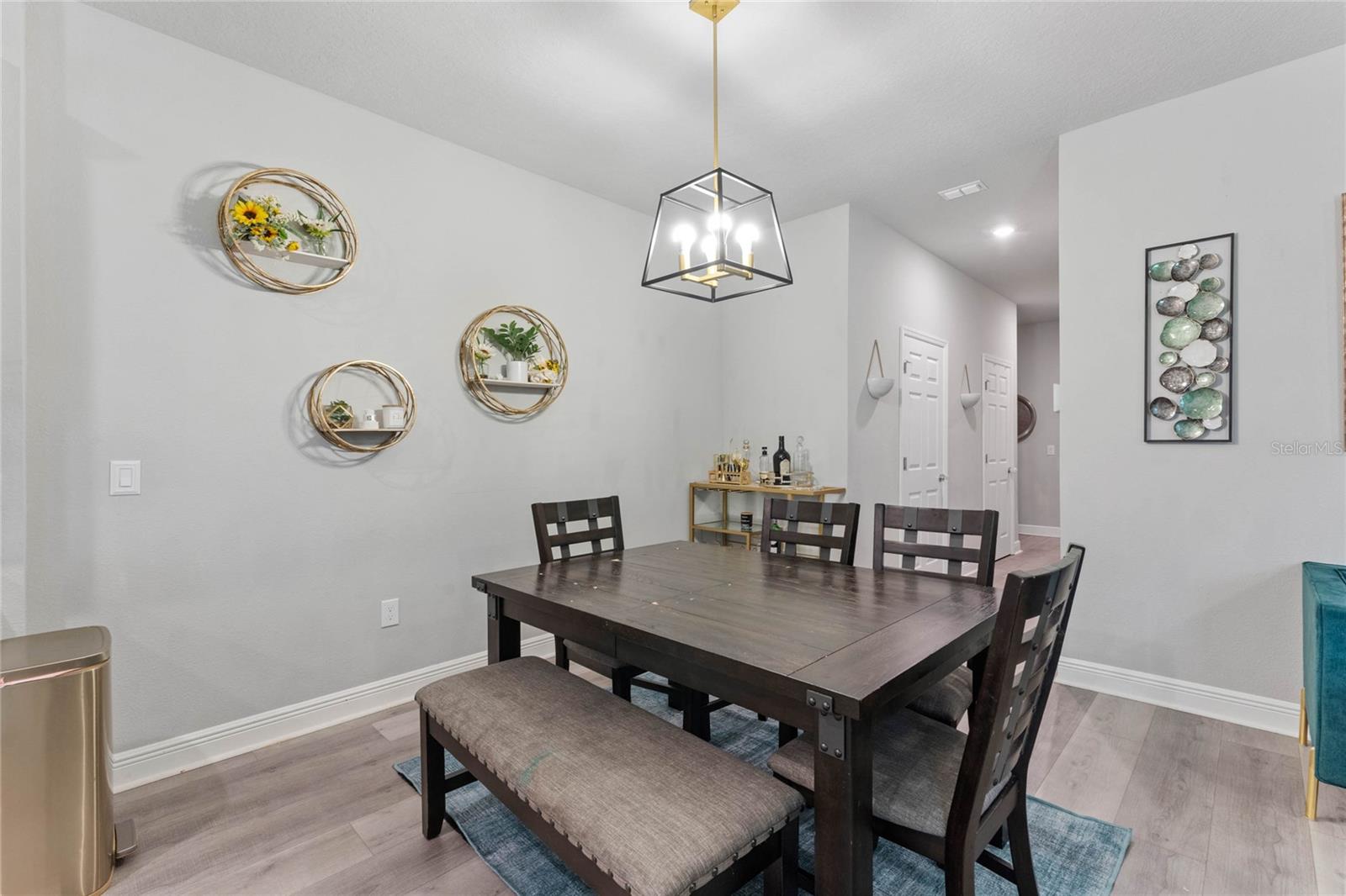 2260 SHADOWLAND LOOP