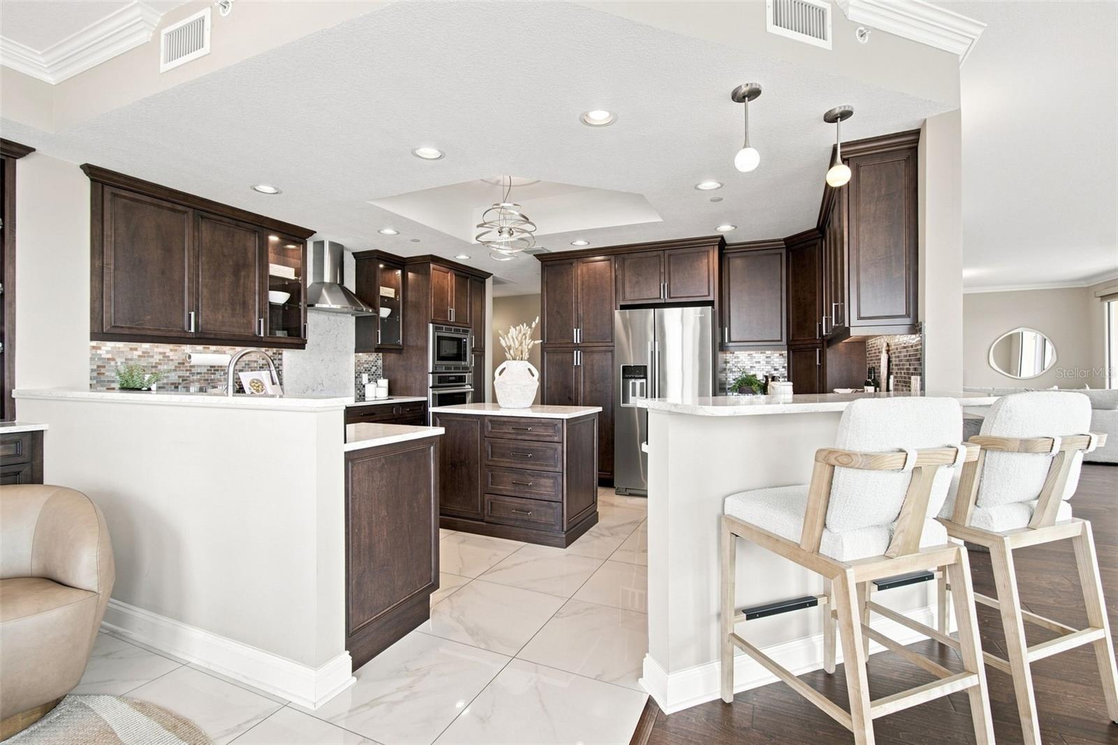555 5TH AVE NE #711
