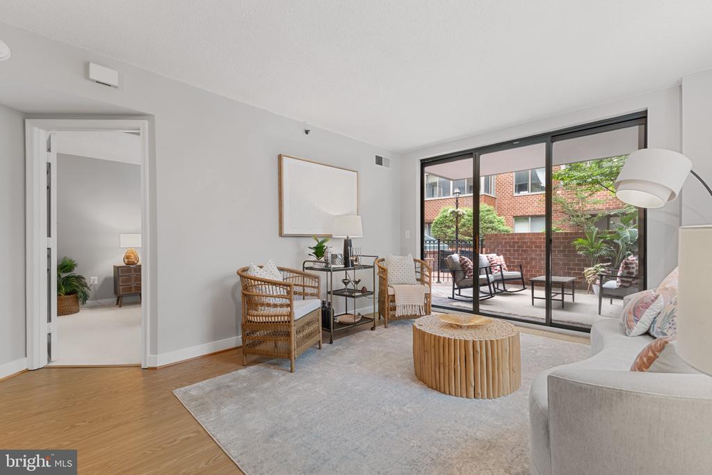 1045 N Utah St #101