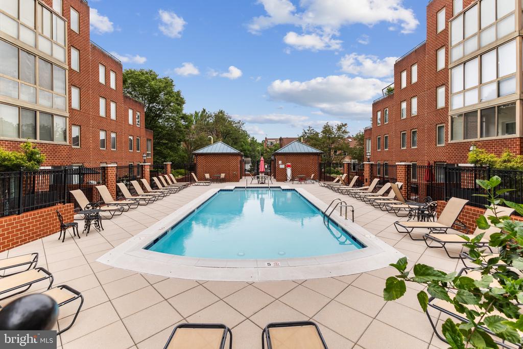 1045 N Utah St #101