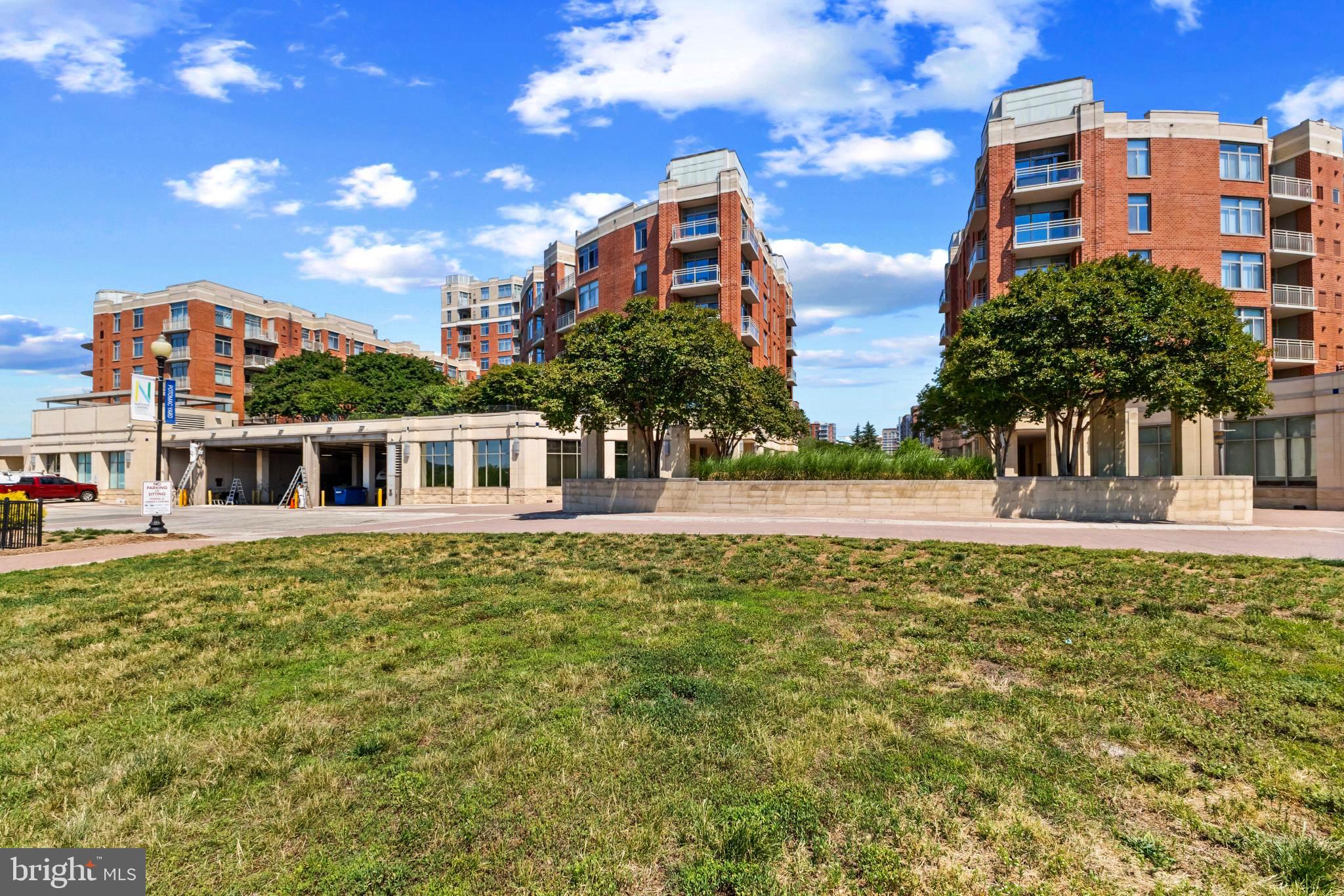 3600 S GLEBE ROAD 623W