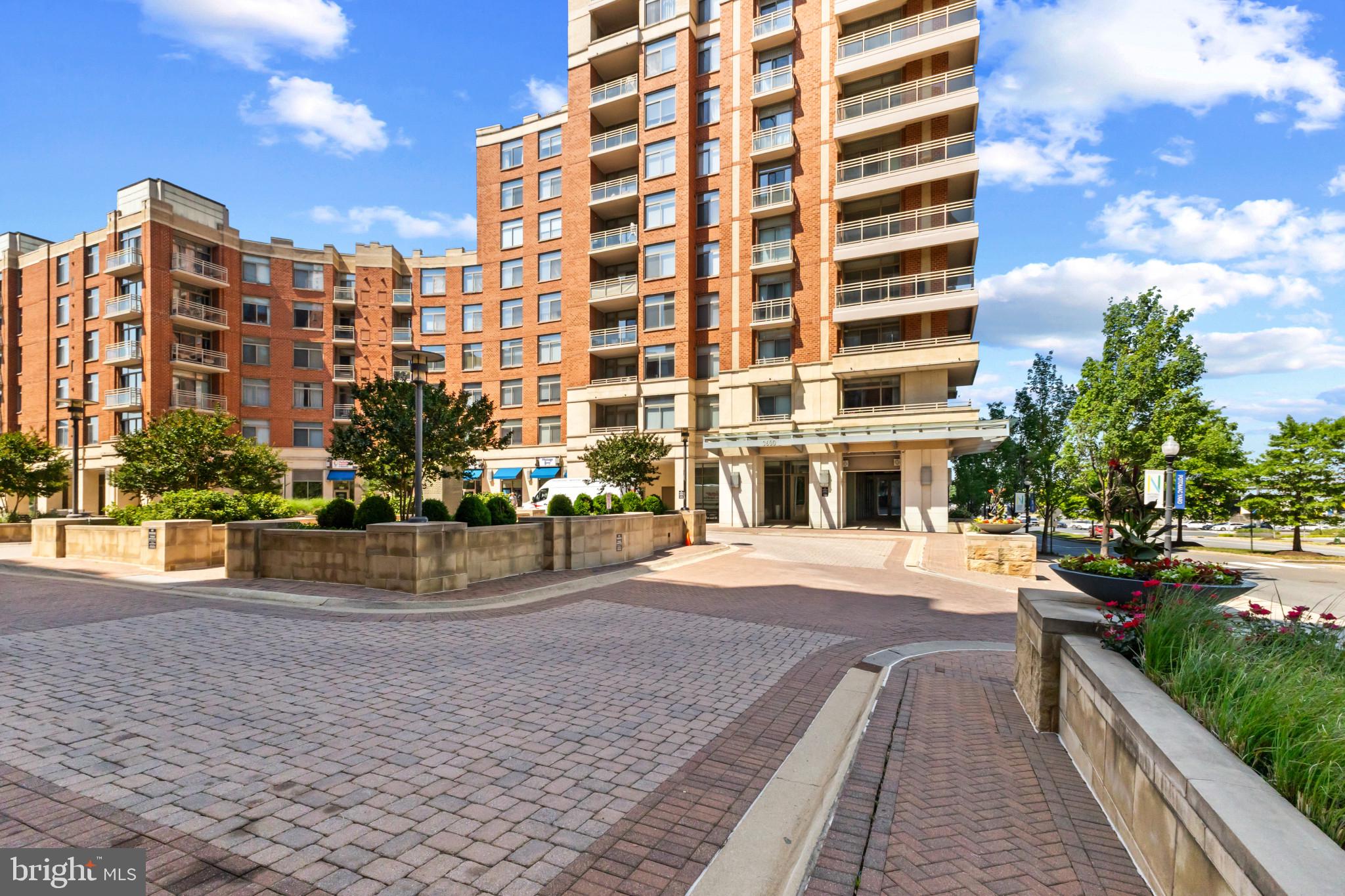 3600 S GLEBE ROAD 623W