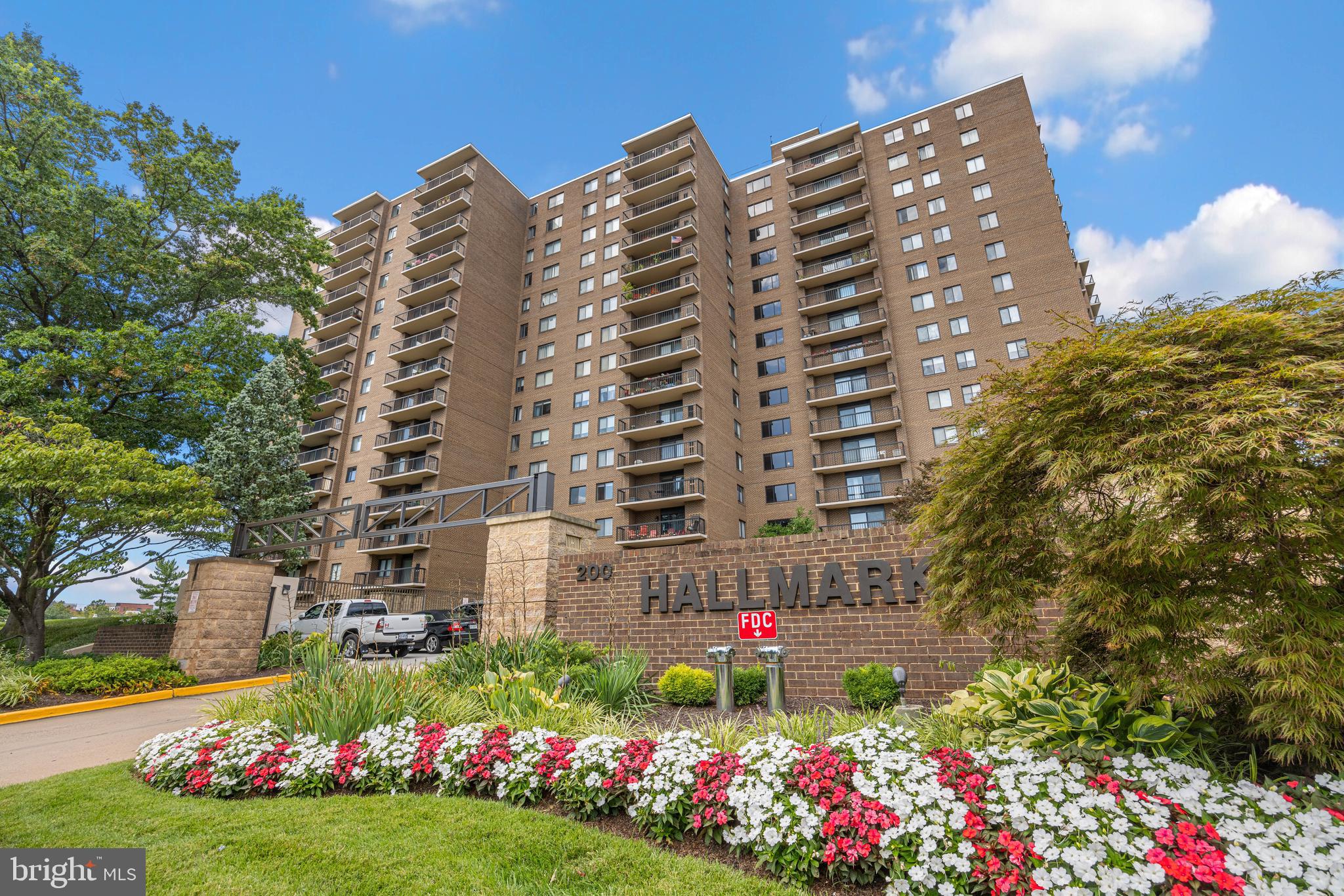 200 N PICKETT STREET Unit: 308