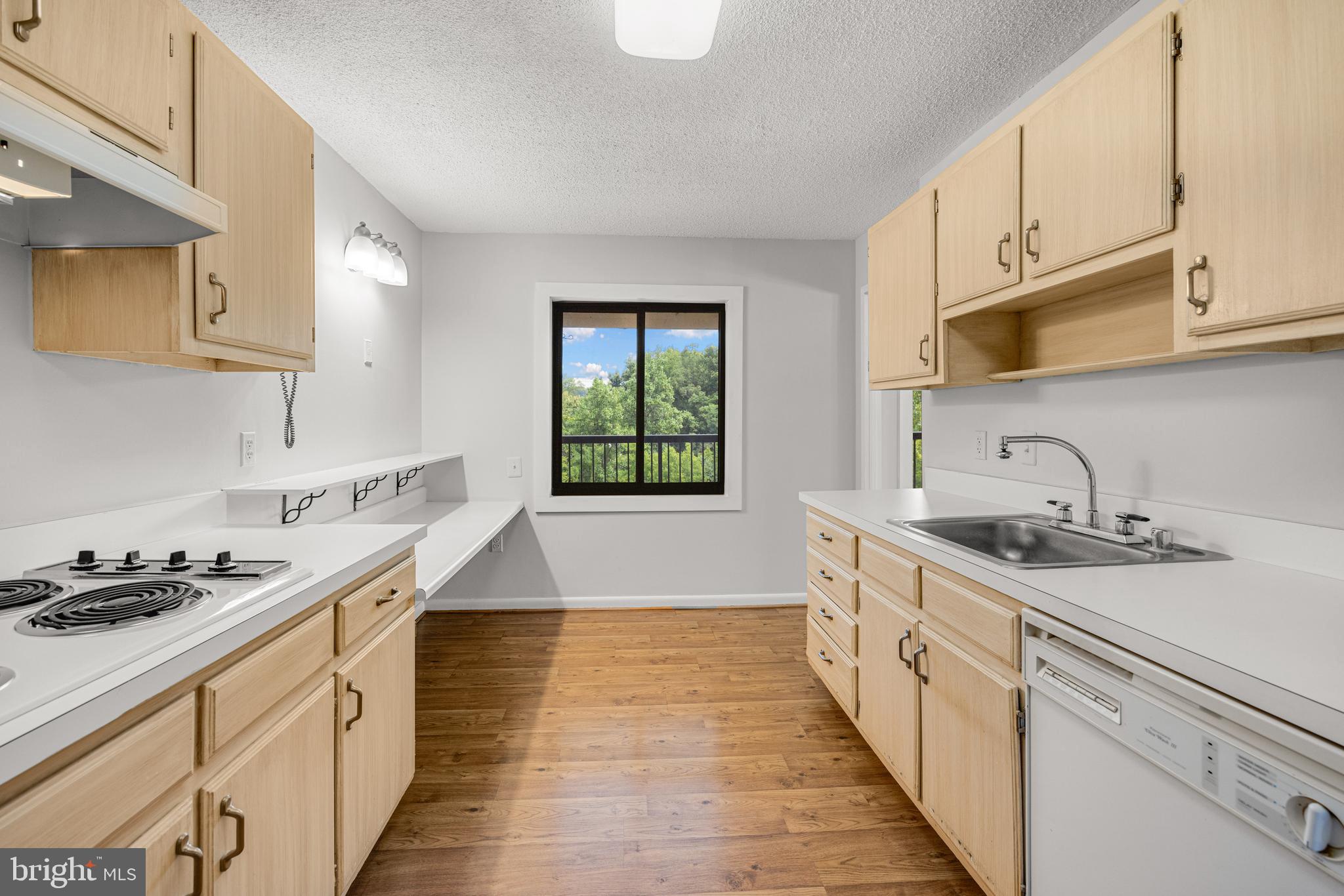 200 N PICKETT STREET Unit: 308