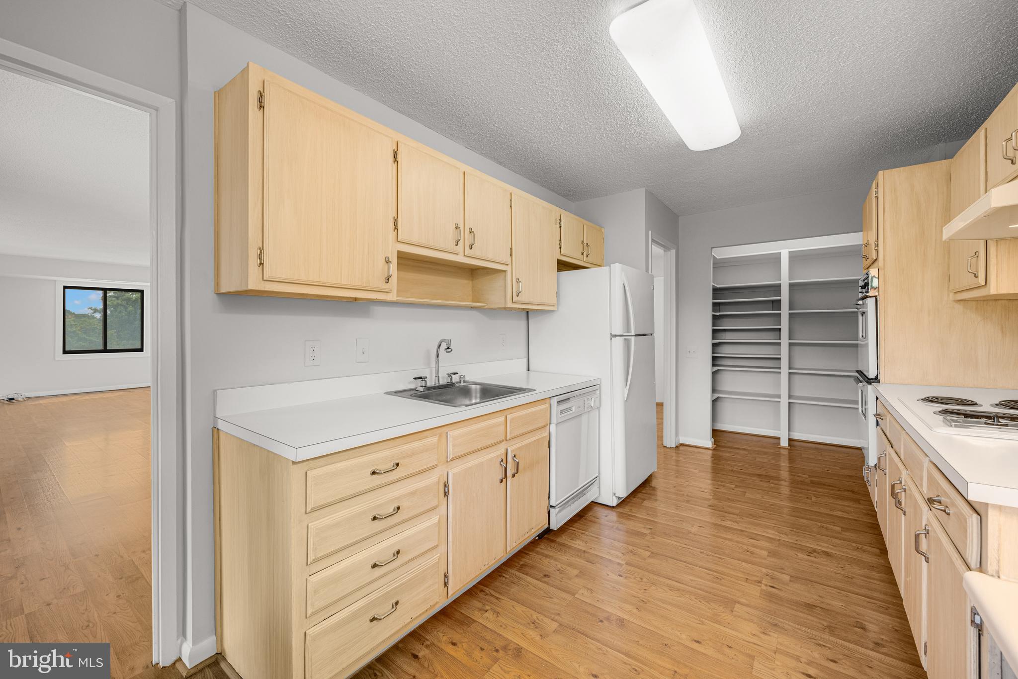 200 N PICKETT STREET Unit: 308